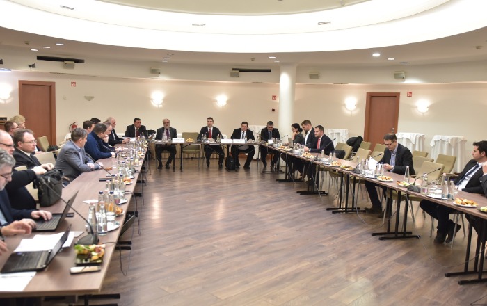 A mezőgazdasági gépgyártás és a mezőgéppiac jelentős gazdasági erő