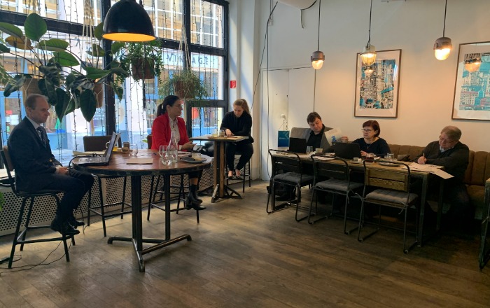 Hiába a jelentős bővülés, nehéz örülni neki - mire lenne szükség a magyar autópiacon?  