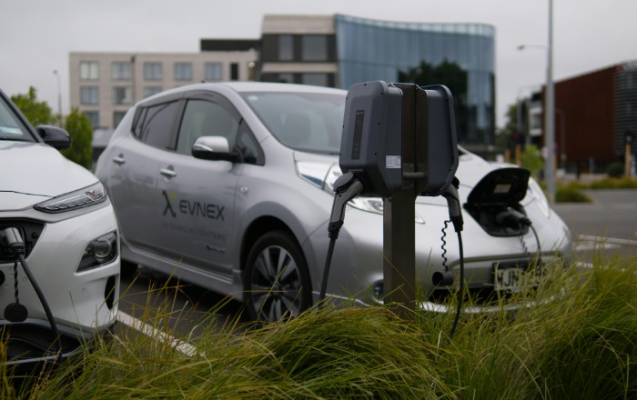 Elektromos és hibrid autókra még nem telik a magyaroknak