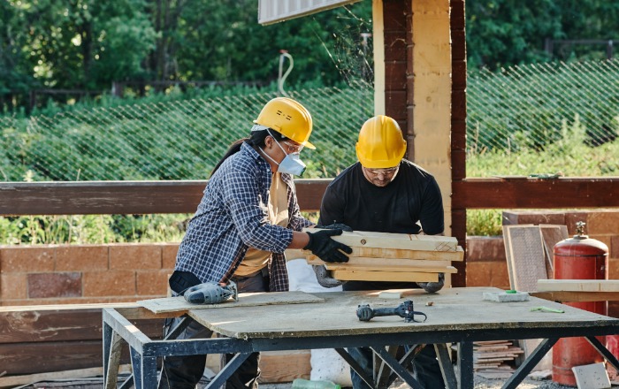 Nagyot zuhant a magyar építőanyagpiac, sok helyen szüneteltették a gyártást