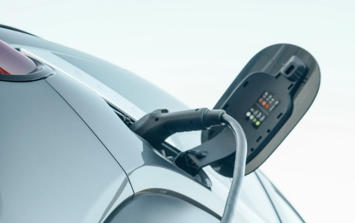 Úgy veszik az elektromos autókat, mint a cukrot - 75 százalékos volt a növekedés az első negyedévben