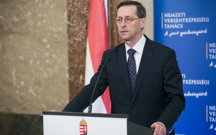 Belengette a kormány a bankadó megemelését és a kamattámogatott hitelek felülvizsgálatát!