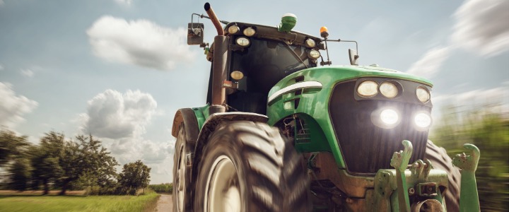 MEZŐGAZDASÁGI GÉPEK 